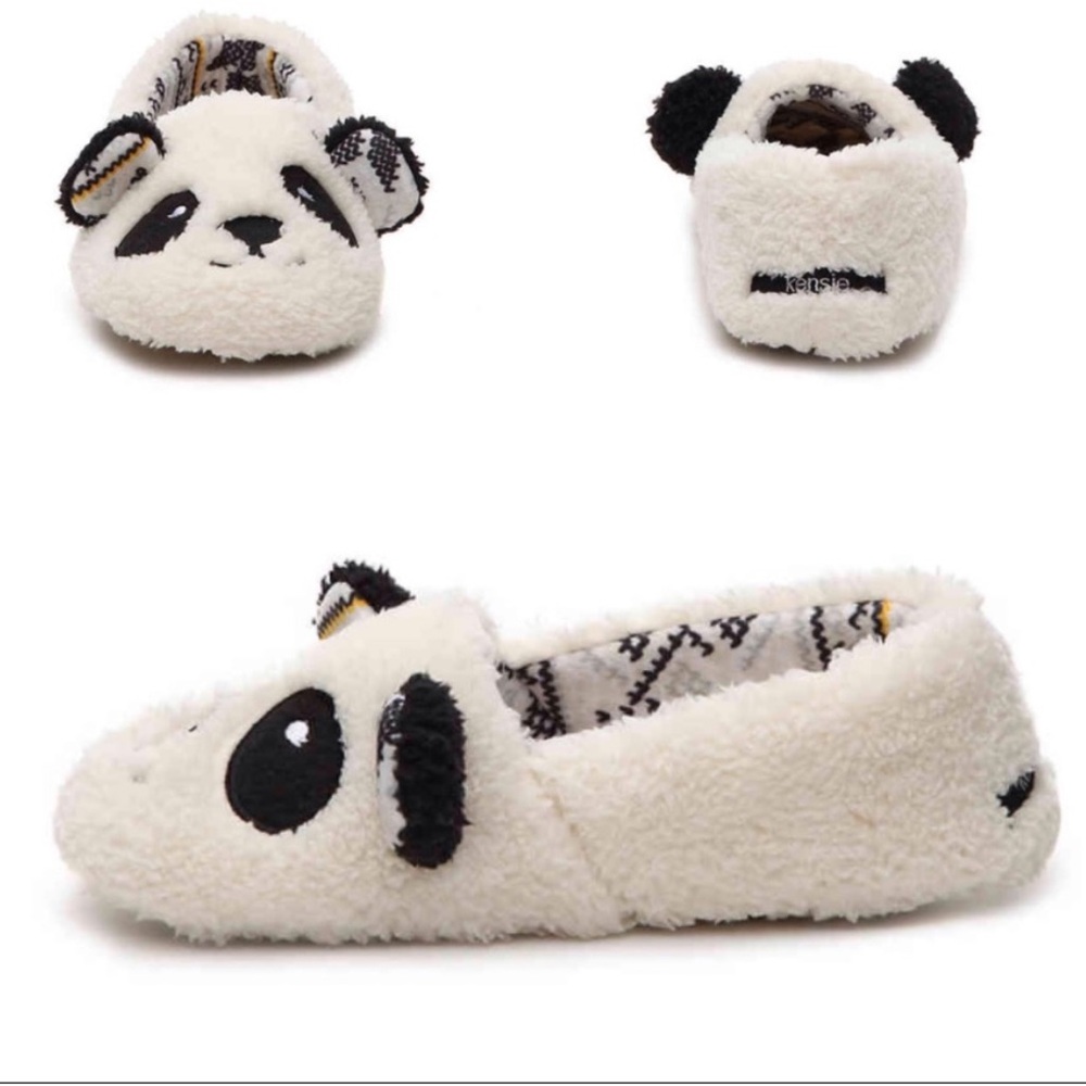Panda slippers NWT